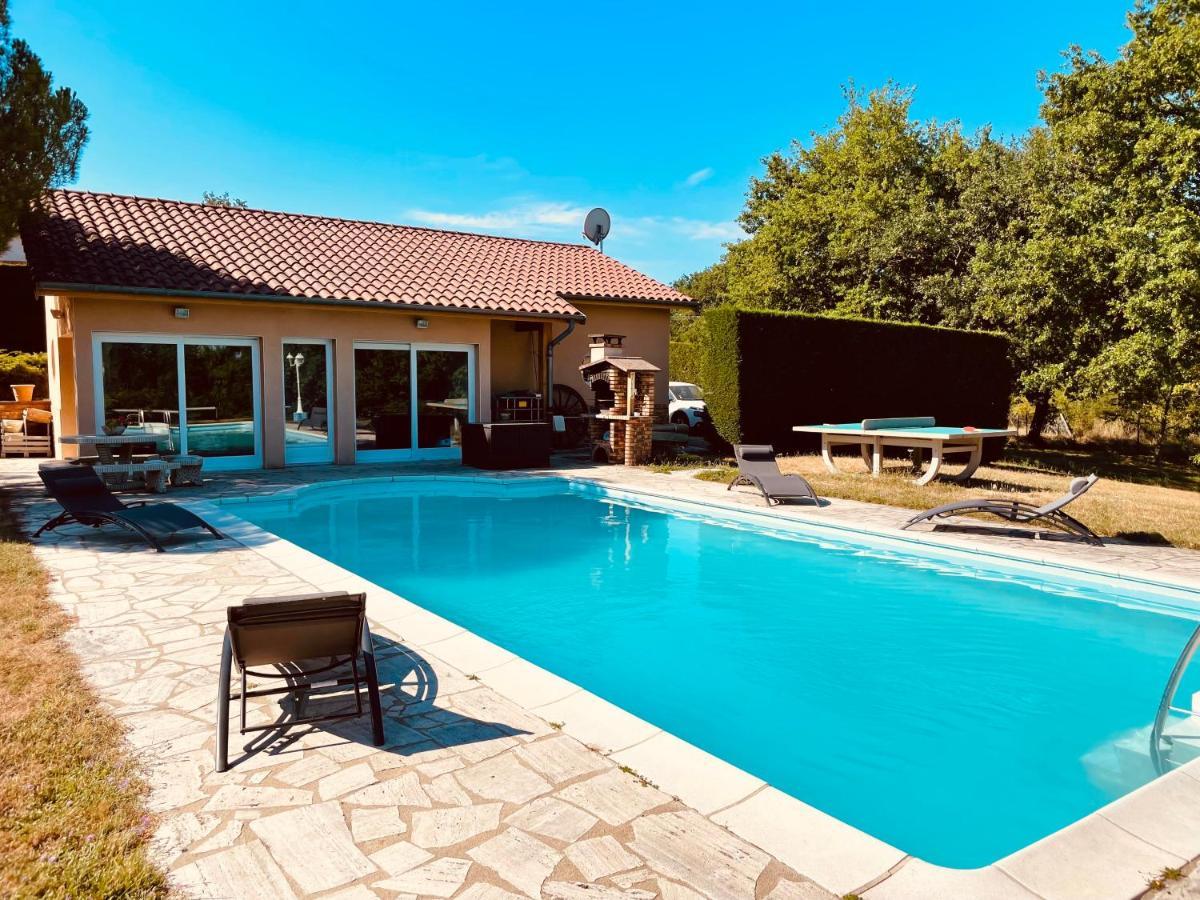 La Villa Perroquet Poncins 외부 사진
